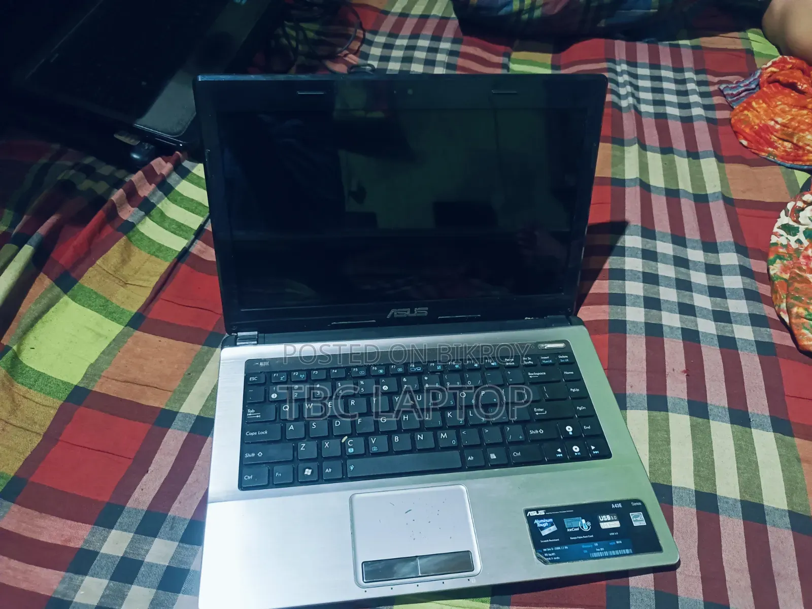 Laptop Asus A42F 4GB RAM Intel Core i3 500GB HDD