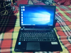 ল্যাপটপ Toshiba Satellite C50 8GB Intel Core i3 SSD 128GB