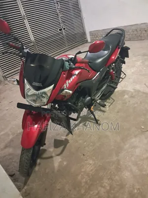 Hero Hunk 2005 Red