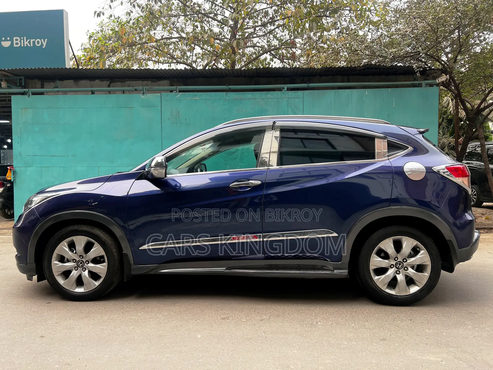 Honda Vezel 1.5 Two-Wheel Drive 2014 Blue