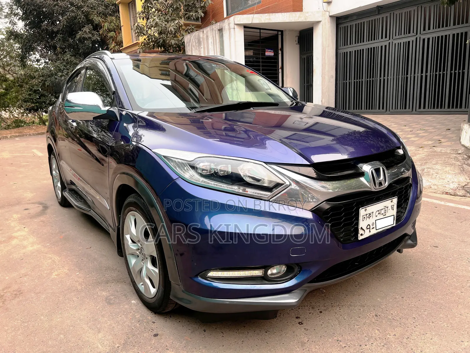 Honda Vezel 1.5 Two-Wheel Drive 2014 Blue