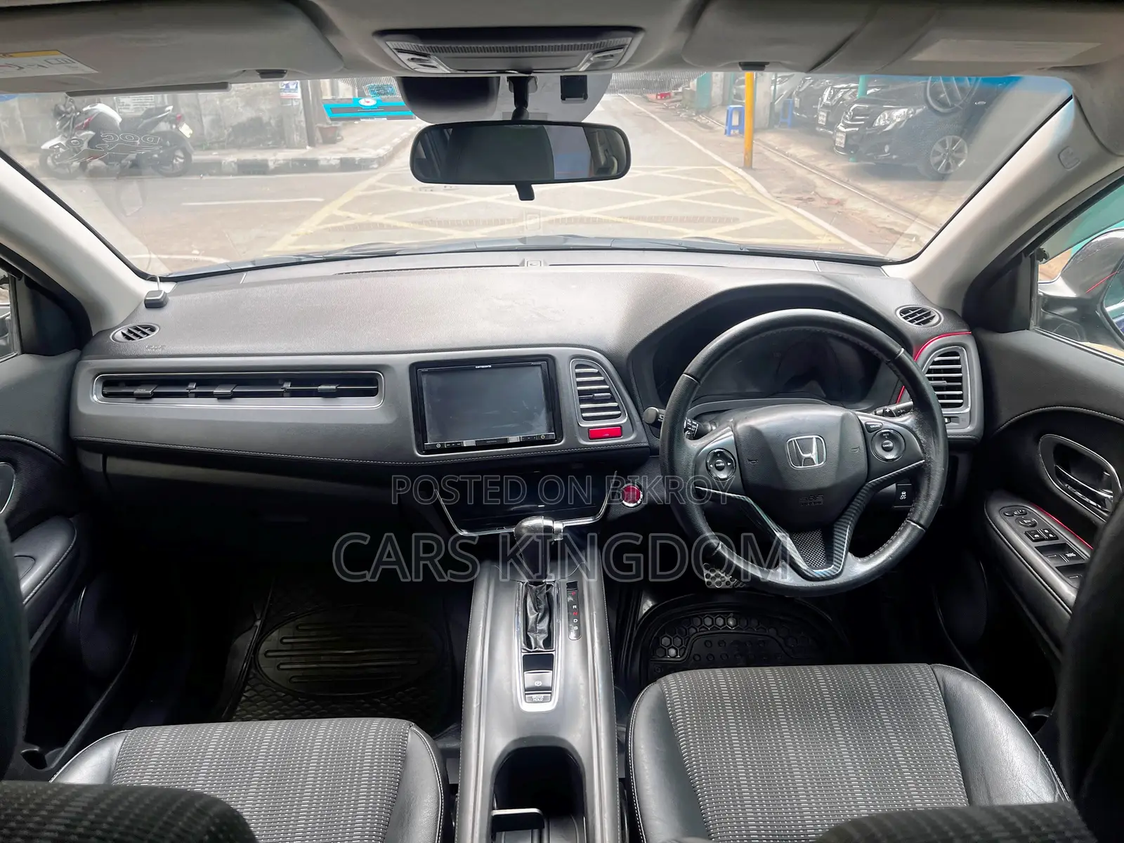 Honda Vezel 1.5 Two-Wheel Drive 2014 Blue