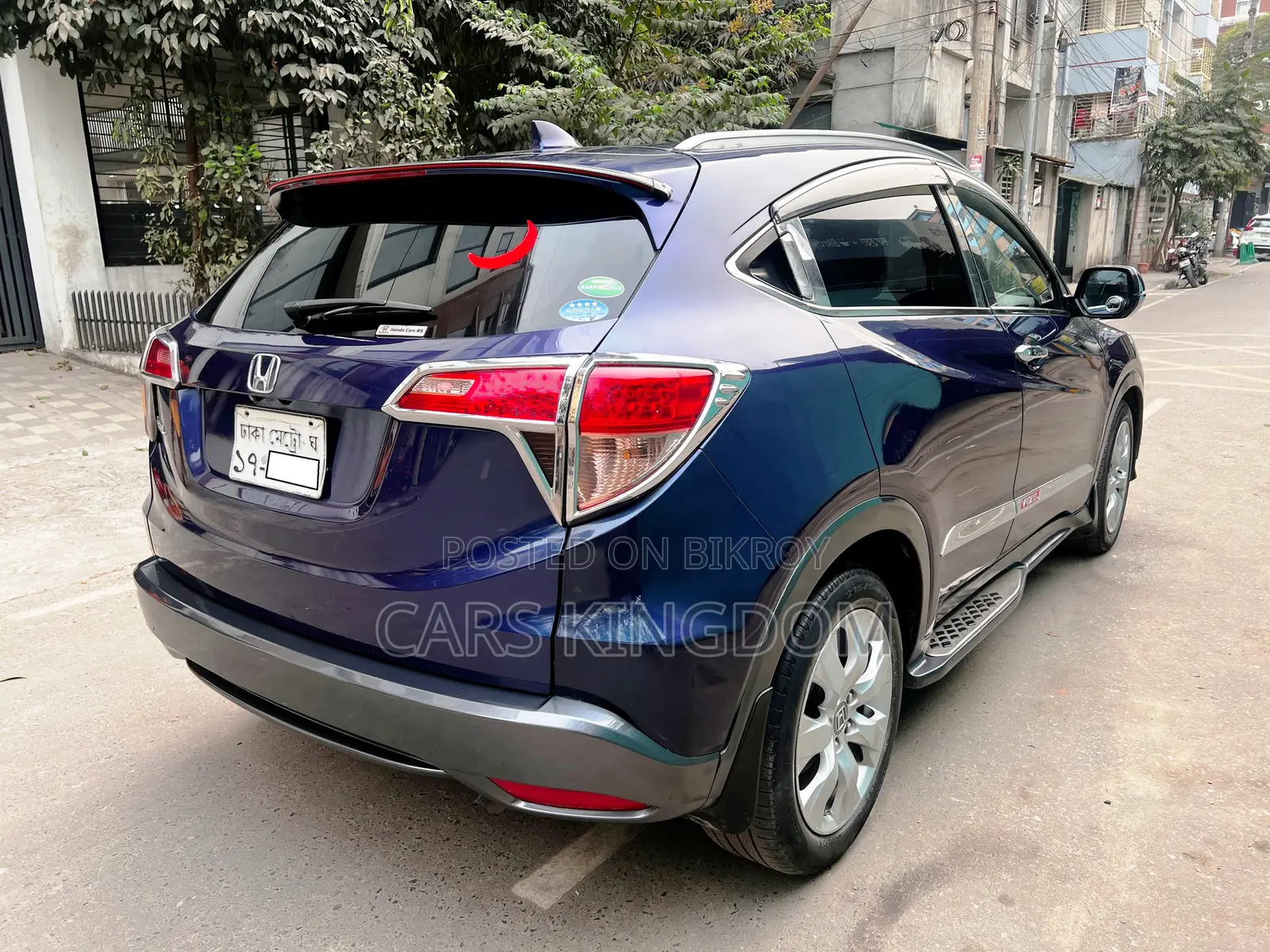 Honda Vezel 1.5 Two-Wheel Drive 2014 Blue