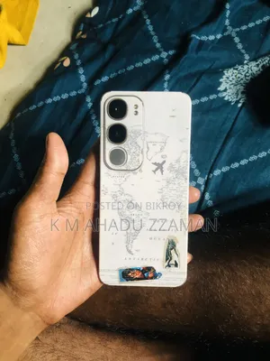 Vivo Y19s 128 GB Silver