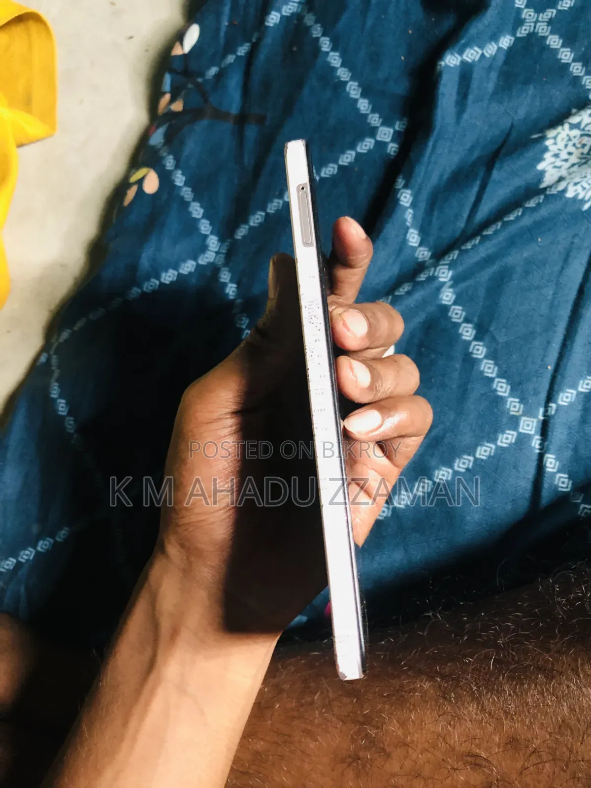 Vivo Y19s 128 GB Silver