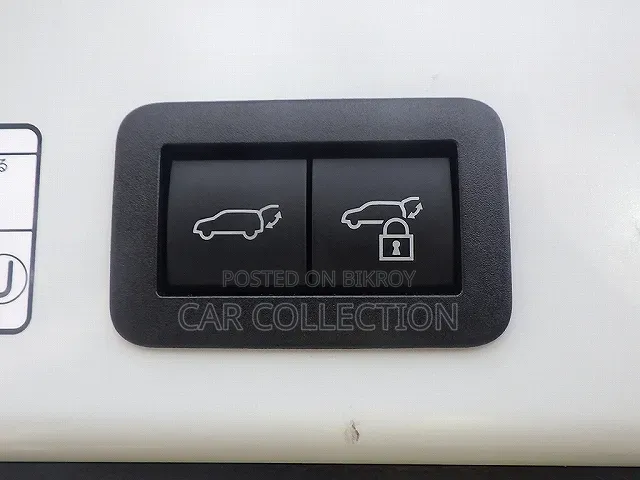 Toyota Corolla Cross 1.8 Hybrid FWD 2022 Pearl