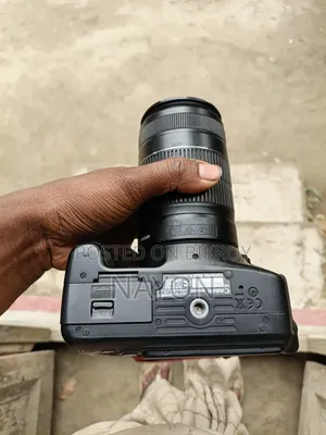 ডিএসএলআর ক্যামেরা ৬০০ডি ক্যানন