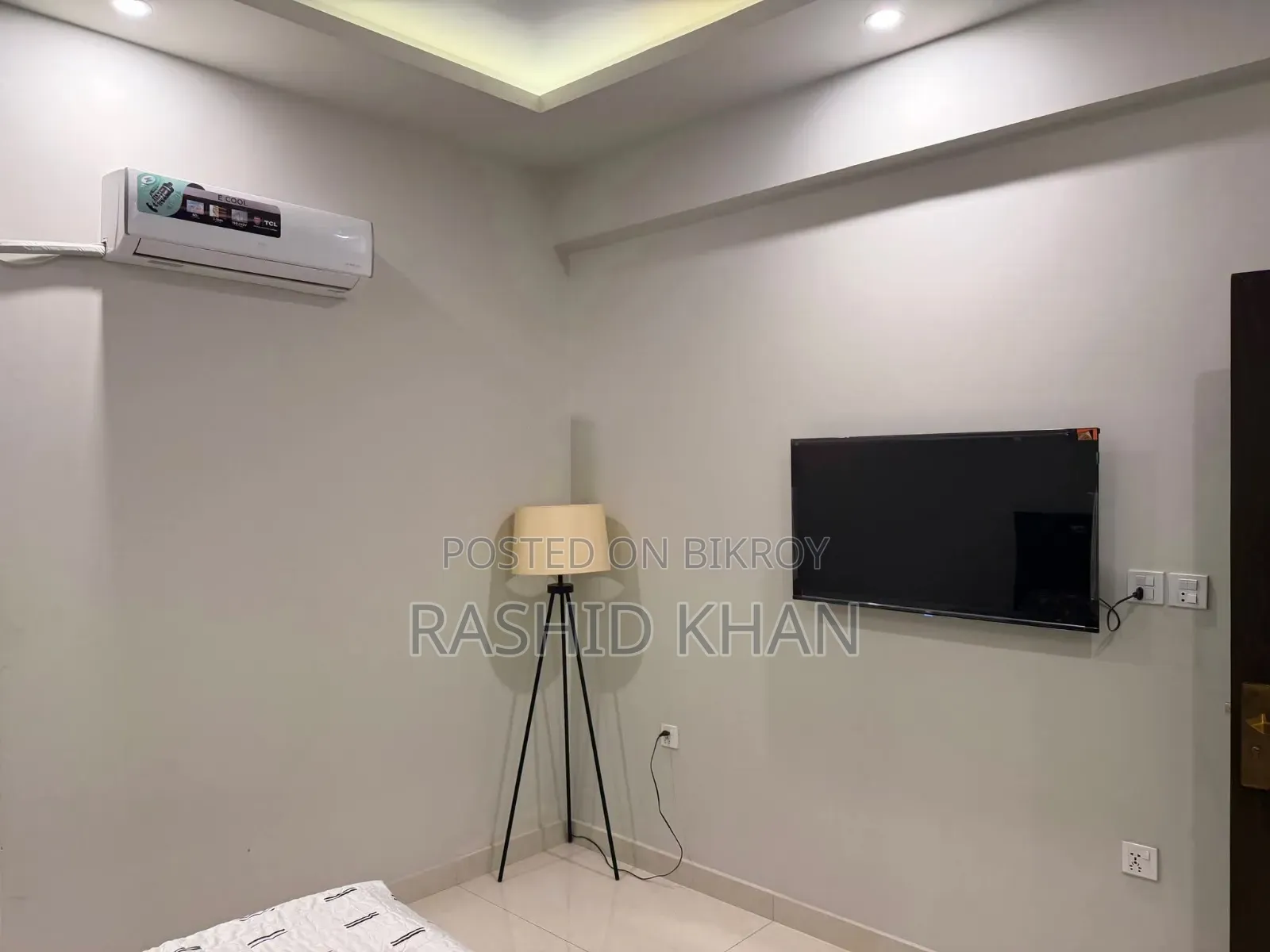 Hours Daily Weekly Monthly Full Furnish Service Room Rent