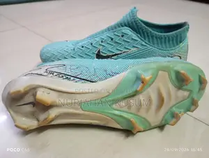 Nike Air Zoom Used Football Boots Size 39.Laces Available in Any Color