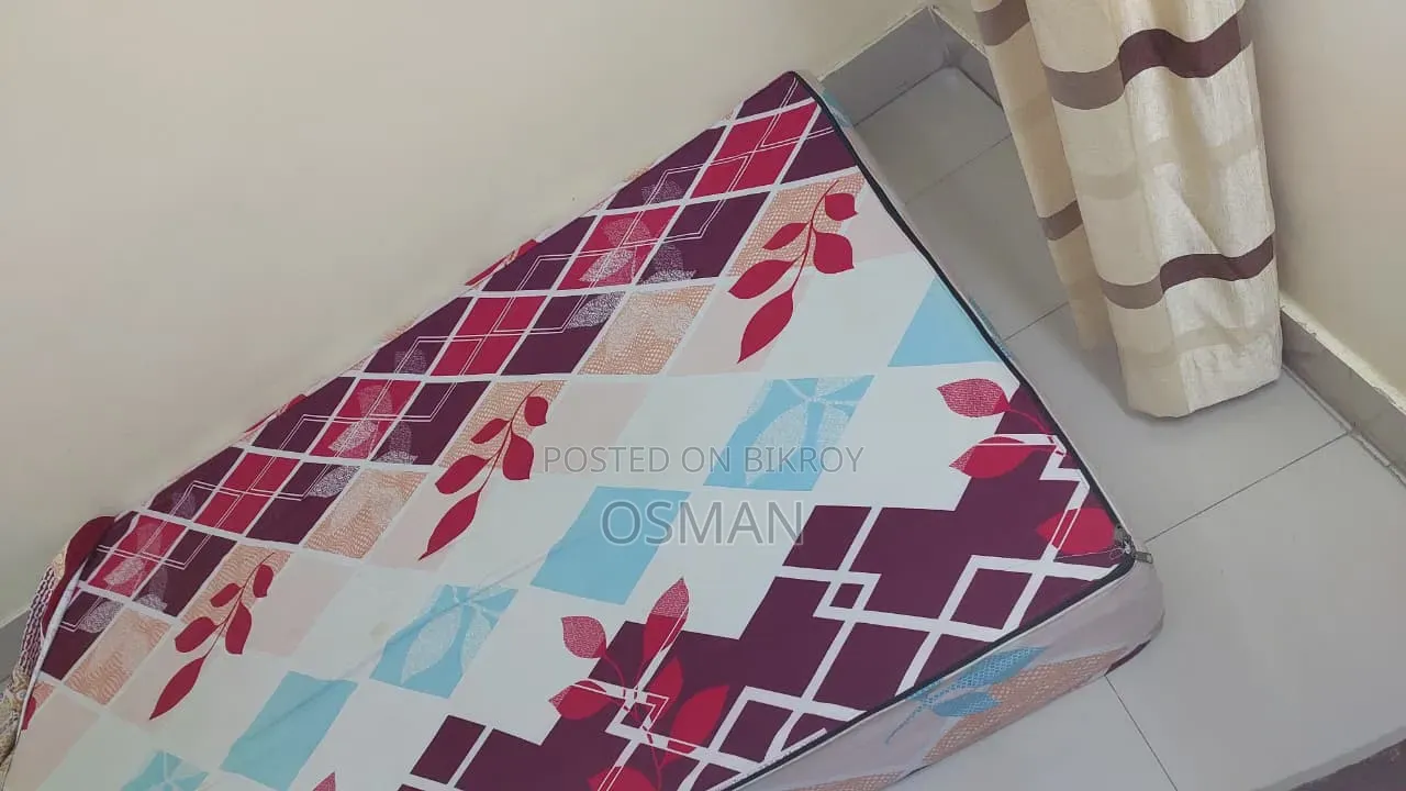 Square Semi Double Mattress