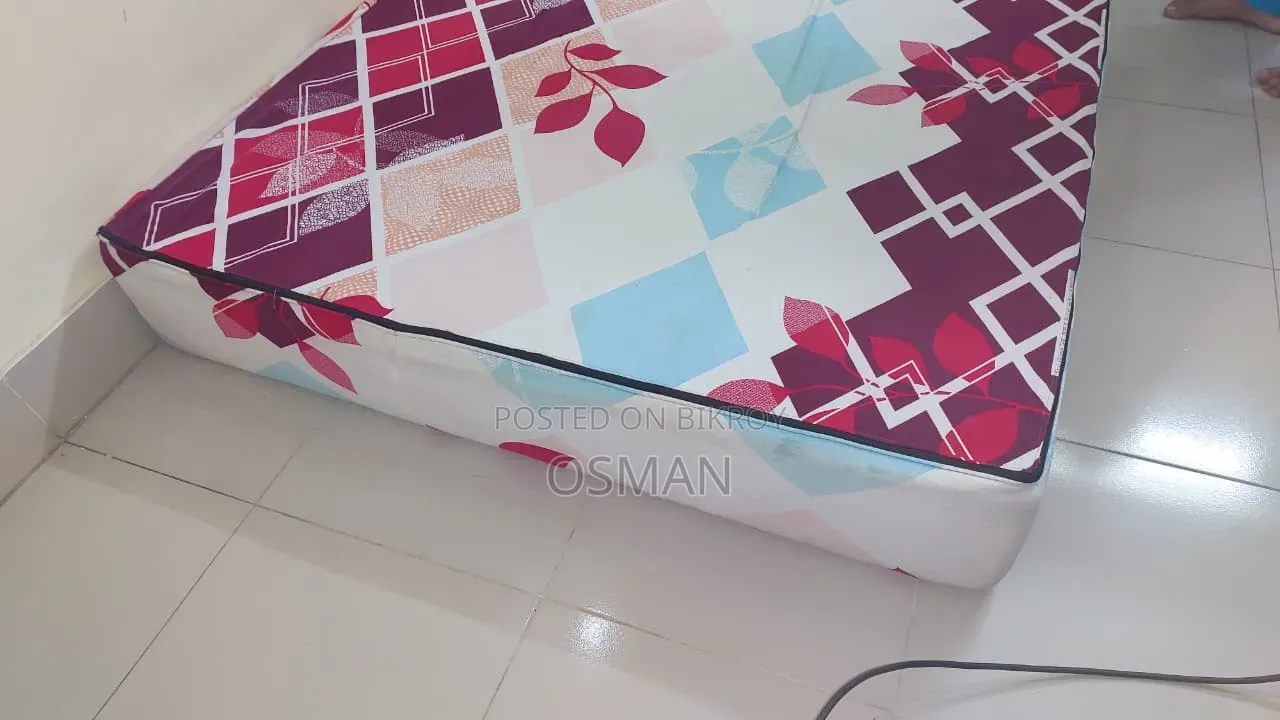 Square Semi Double Mattress