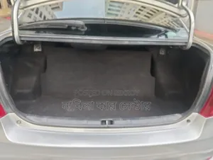 Toyota Axio 2018 Silver