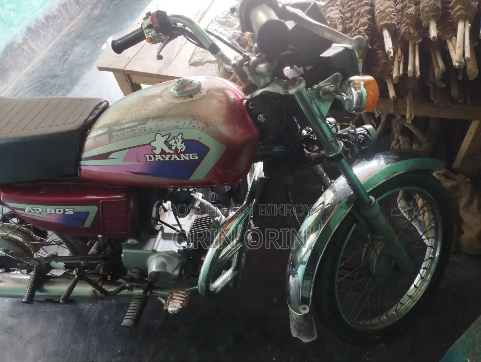 Hero 2010 Red