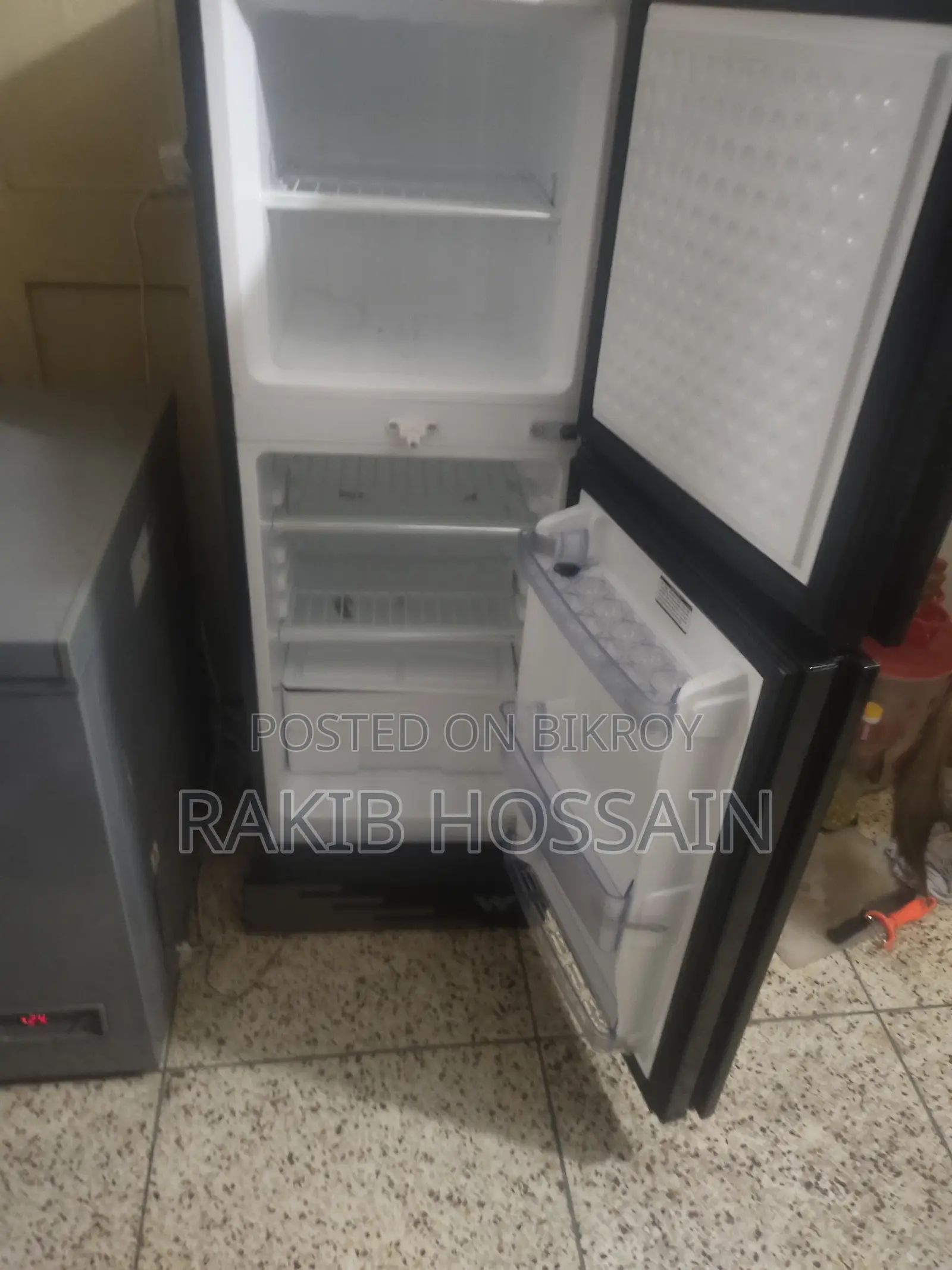 Walton Refrigerator - WFD-1D4-GDEL-XX-Gross - 158 Ltr.