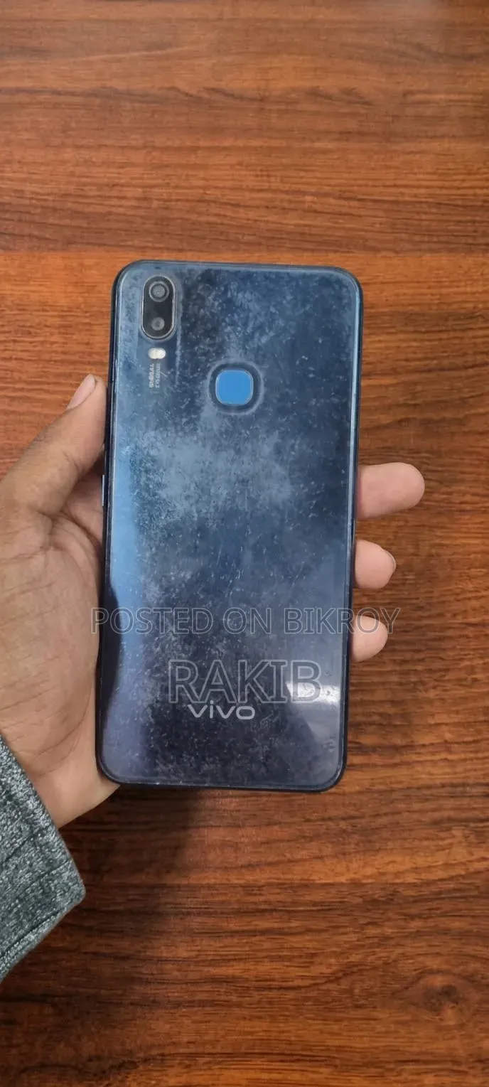 Vivo Y11 ৩২ জিবি ব্লু