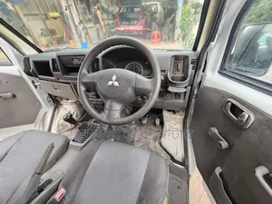 Mitsubishi Freezer Van
