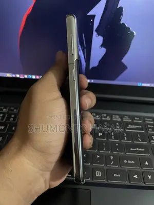 স্যামসাং গ্যালাক্সি এস২১ ৫জি ২৫৬ জিবি কালো