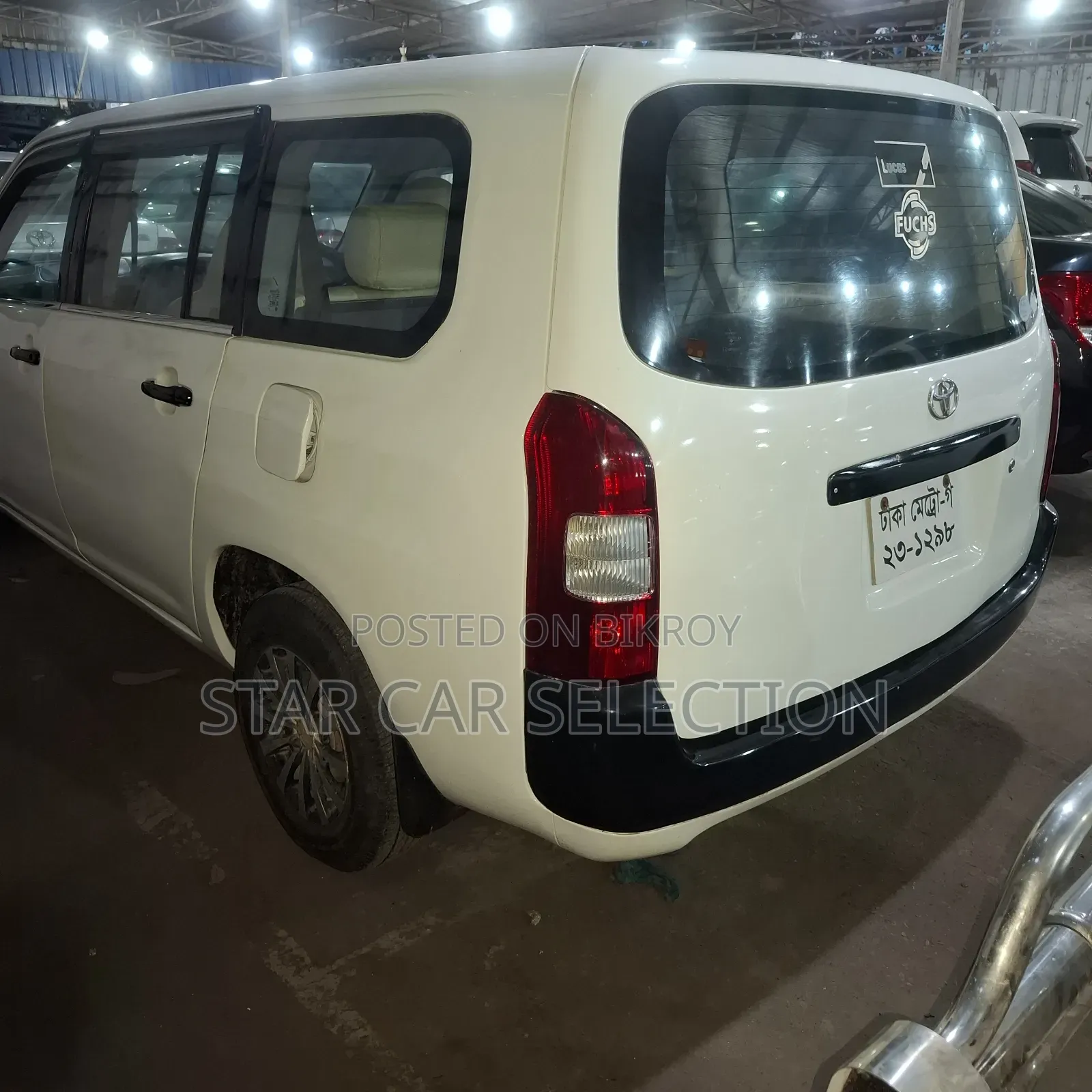 Toyota Probox 2004 White