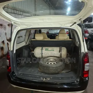 Toyota Probox 2004 White
