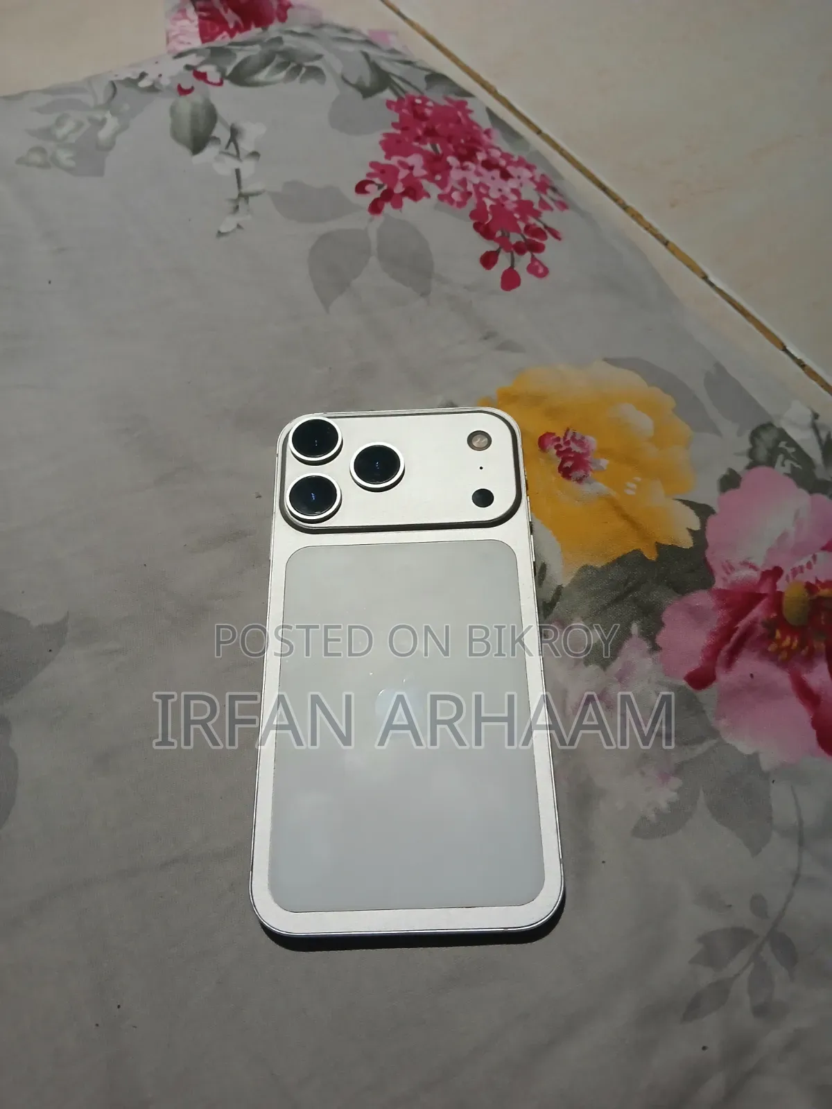 Apple iPhone XR 128 GB White