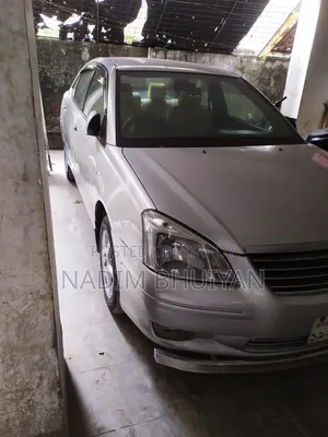 টয়োটা প্রিমিও ২০০২ রূপালী
