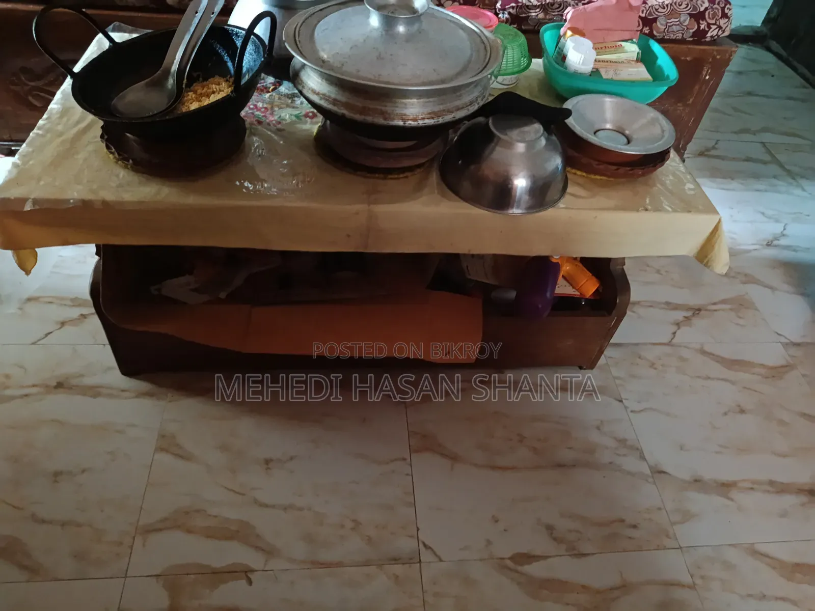 Sofa and Tea Table Set