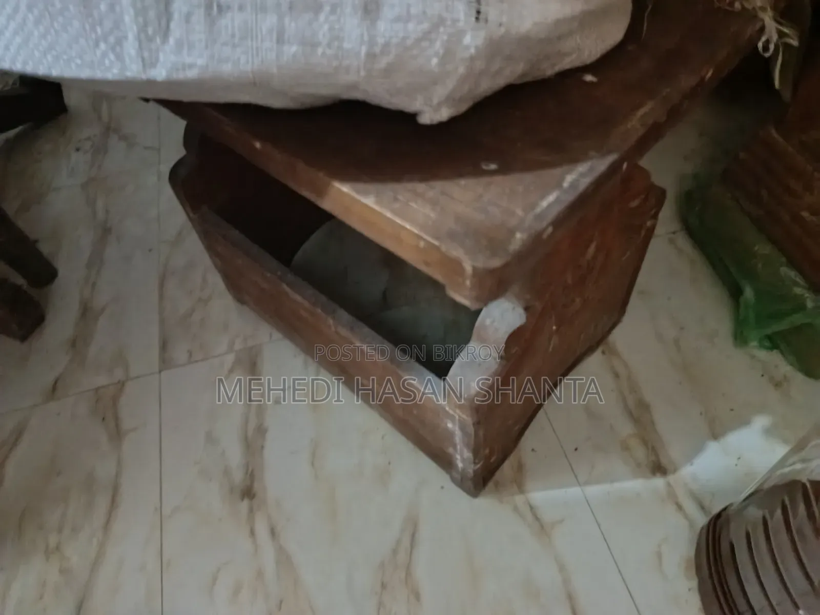 Sofa and Tea Table Set