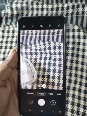স্যামসাং গ্যালাক্সি এ২০এস ৬৪ জিবি