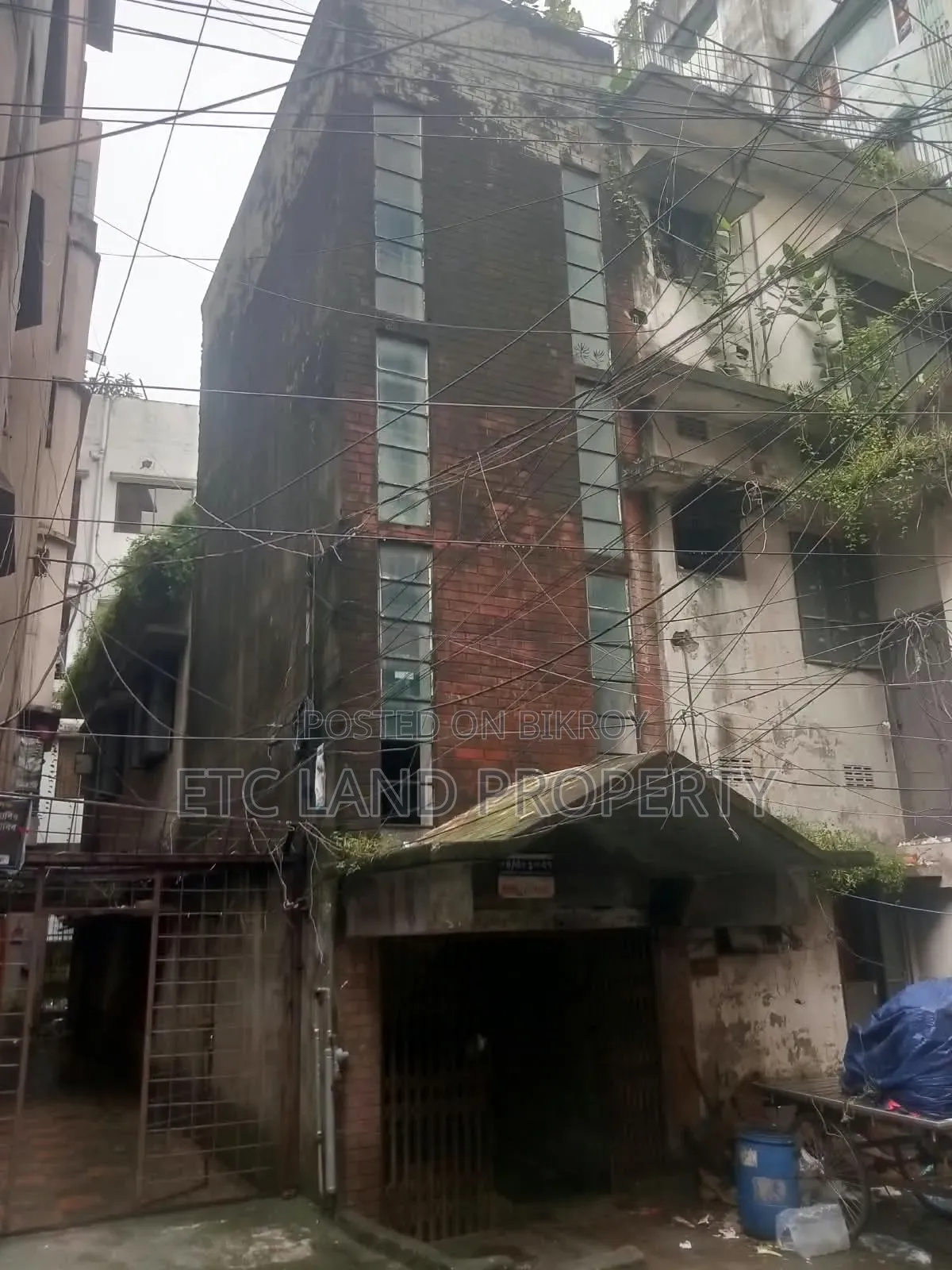 মণিপুরিপাড়া, ফার্মগেট-এ ৭ বেডরুমের বাড়ি বিক্রয়