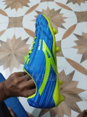 Played for only 1 week, boots have no tears at all, completely new boots