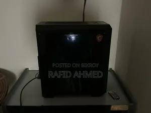 Desktop Computer MSI model 8GB AMD Ryzen 3 HDD 1T