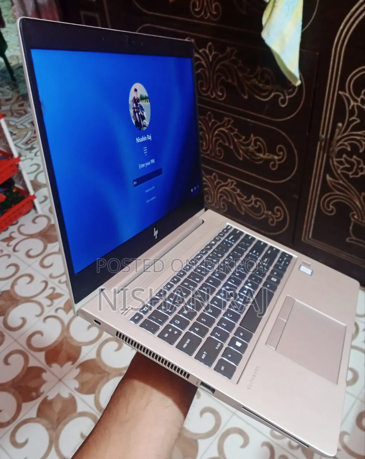 Laptop HP EliteBook 840 G8 8GB SSHD (Hybrid) 256GB