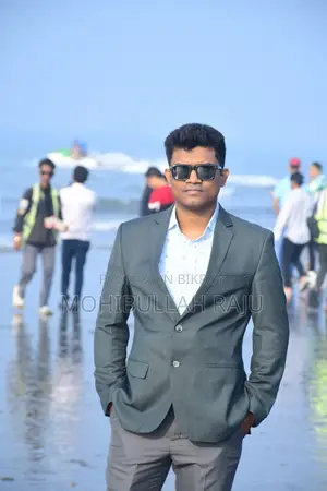 ড্রাইভিং কাজের জন্য খুঁজছি
