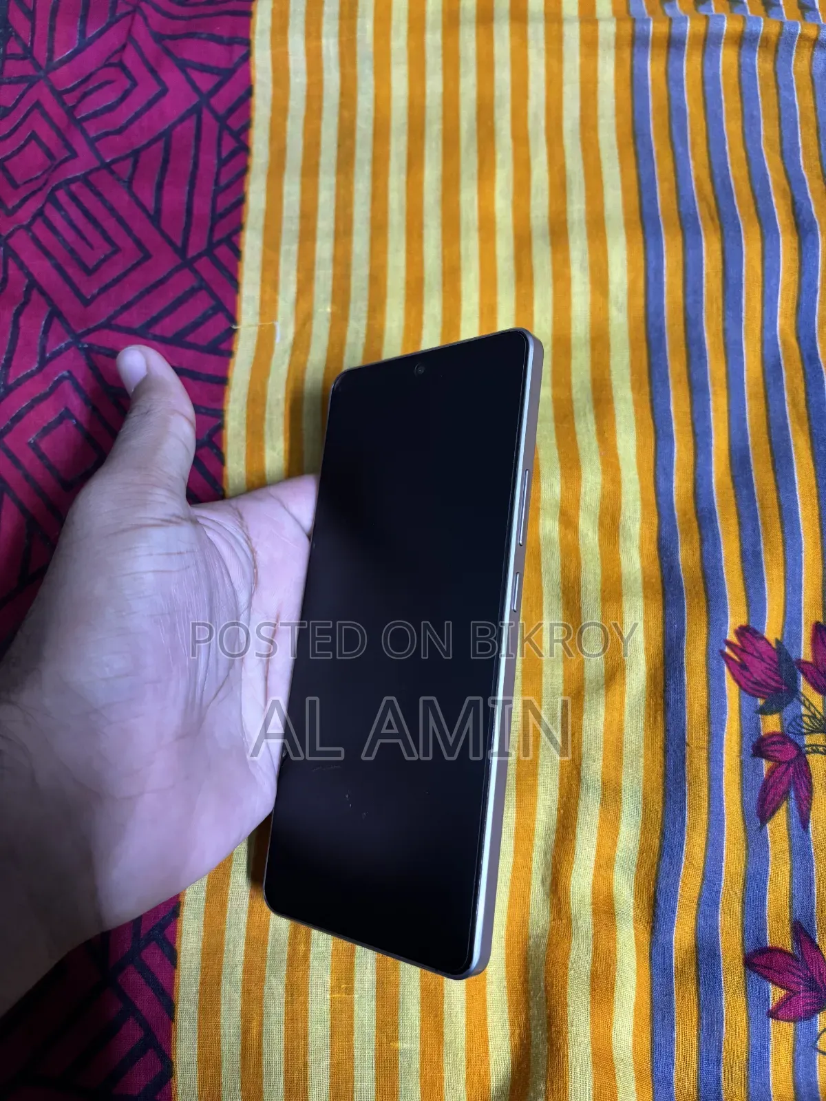 আইকিউও জেড১০ ২৫৬ জিবি গোল্ড