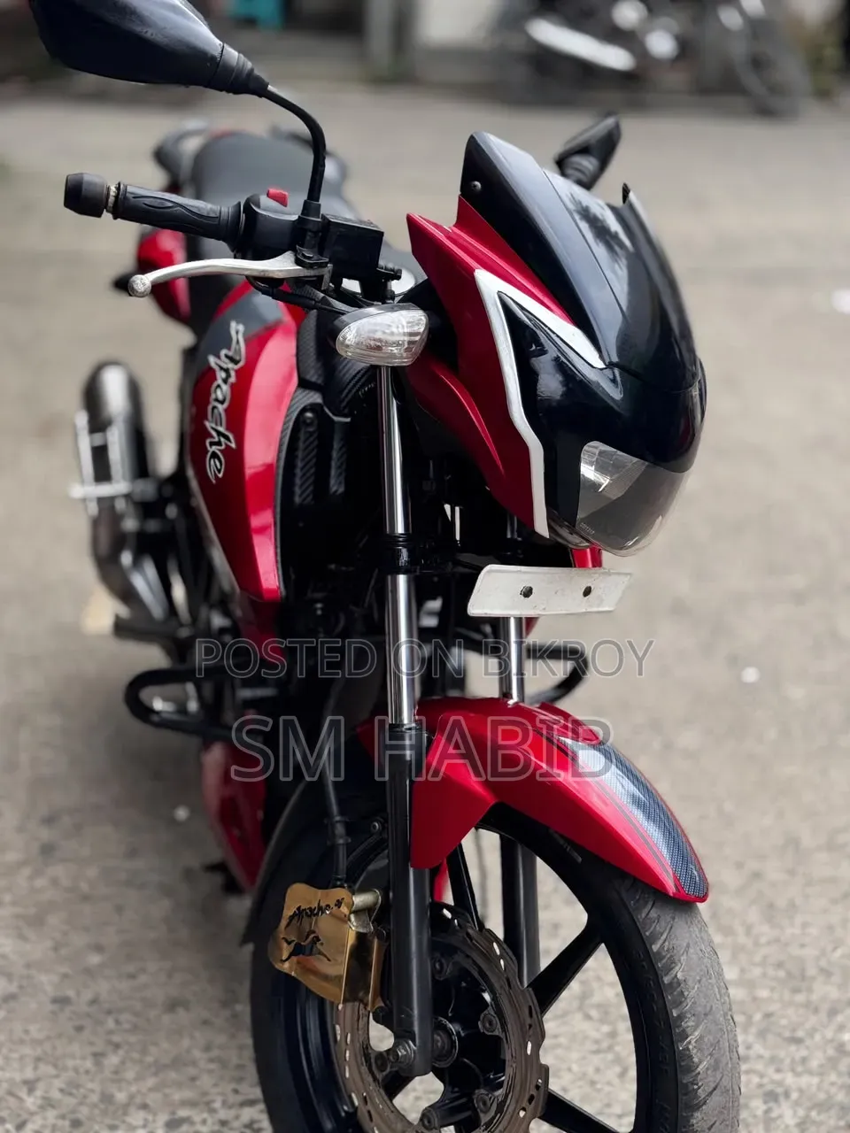 TVS Apache RTR 160 2V 2017 Red