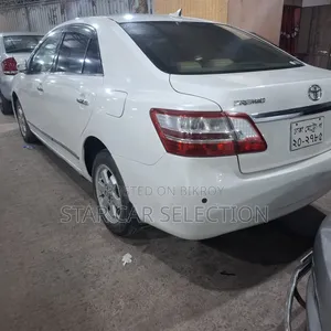 Toyota Premio 2012 Pearl