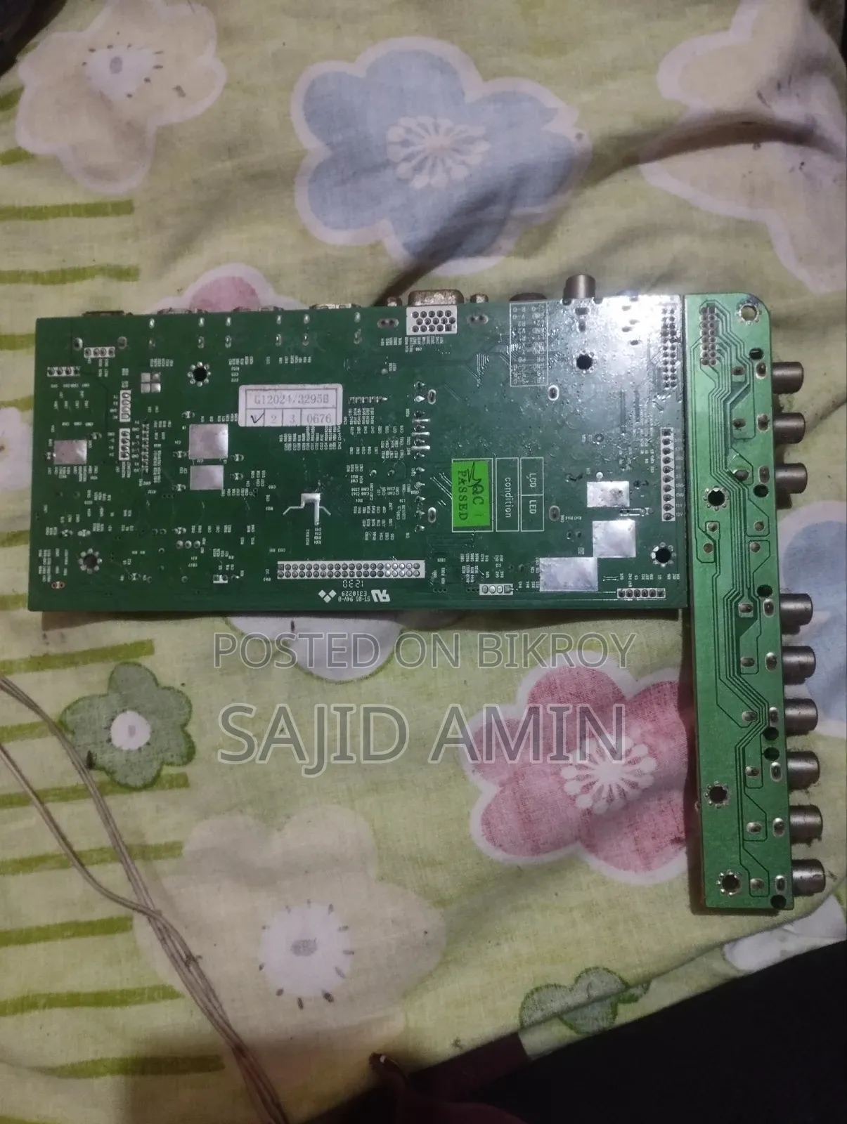 Selling TV Parts including LED TV Mainboard, Power Board & Speaker
