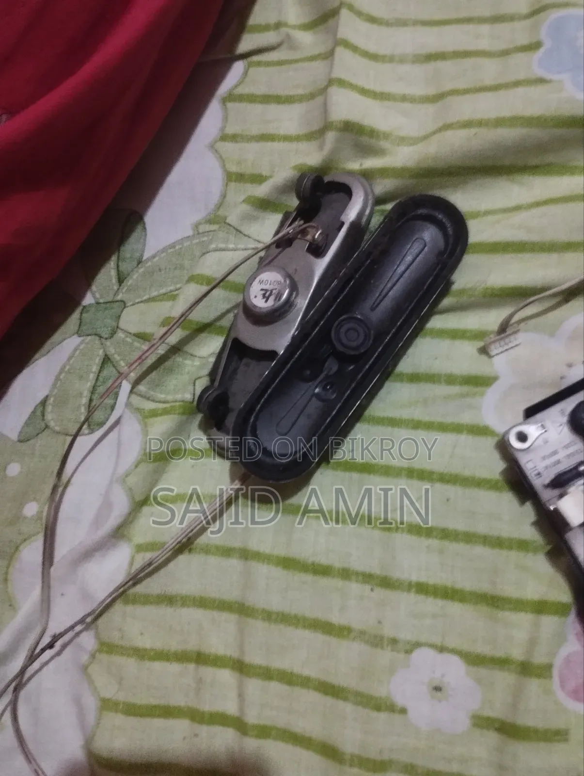 Selling TV Parts including LED TV Mainboard, Power Board & Speaker