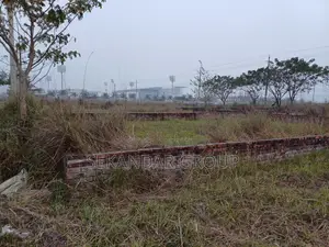 South-East Facing 5 Katha Corner Plot @Block-P, Bashundhara R/A