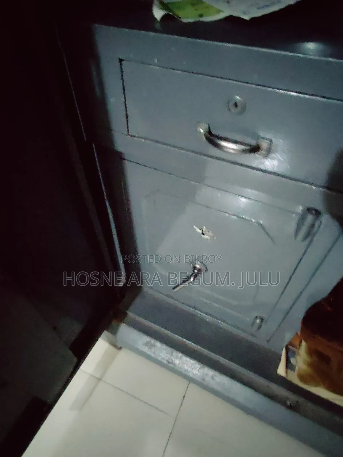 স্টেলের আলমারি ১০ ফিট
