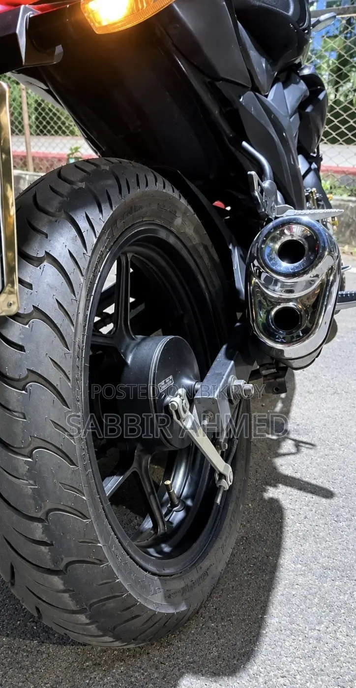 Suzuki Gixxer 2023 Gray