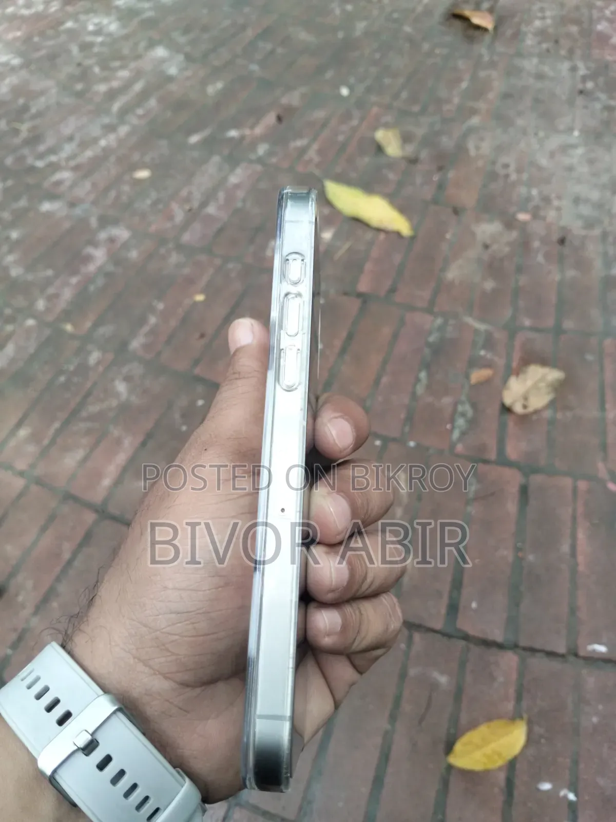 New Apple iPhone 15 Pro Max 256 GB Silver