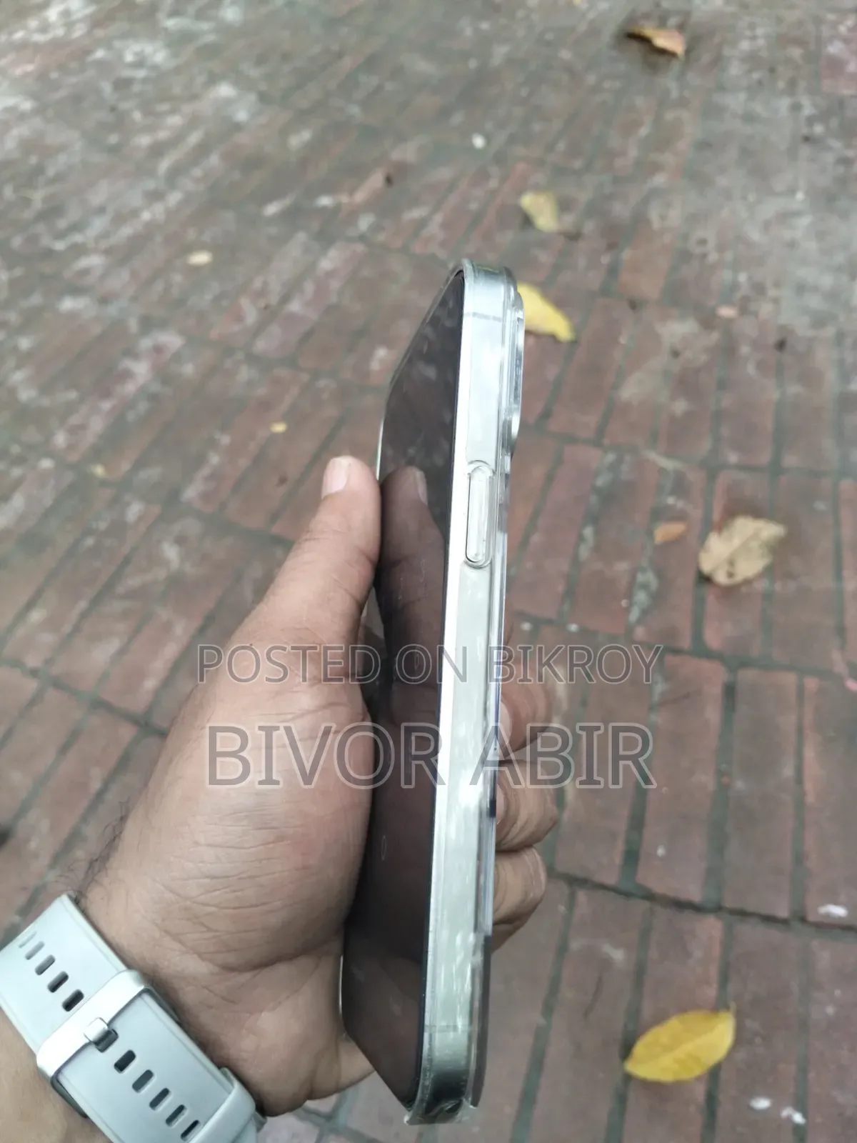 New Apple iPhone 15 Pro Max 256 GB Silver