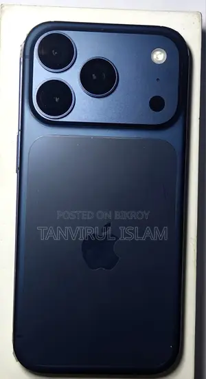 অ্যাপল আইফোন ১৭ প্রো ২৫৬ জিবি ব্লু