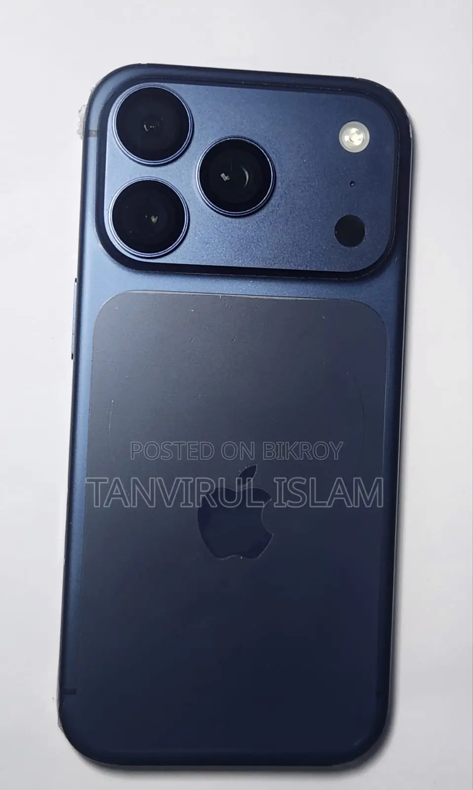অ্যাপল আইফোন ১৭ প্রো ২৫৬ জিবি ব্লু