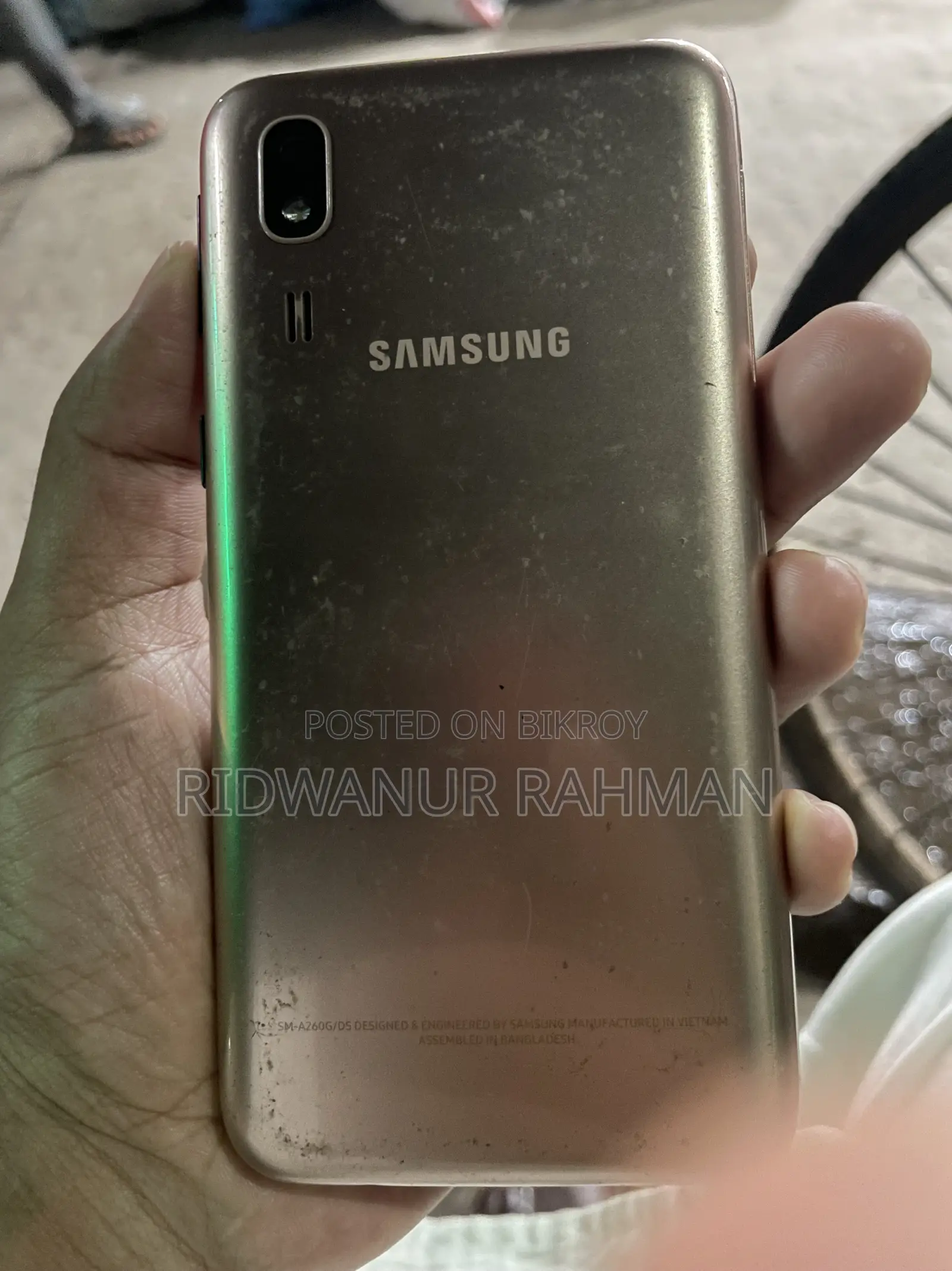 Samsung Galaxy J2 8 GB Gold