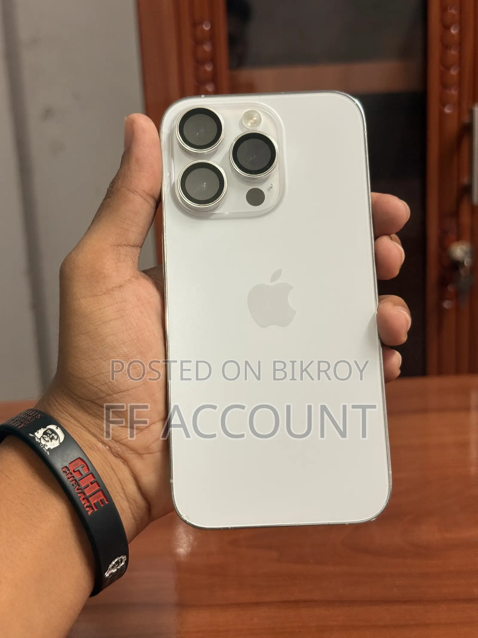 অ্যাপল আইফোন ১৪ প্রো ১২৮ জিবি সিলভার