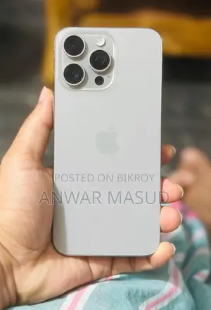 Apple iPhone 15 Pro Max 256 GB Silver