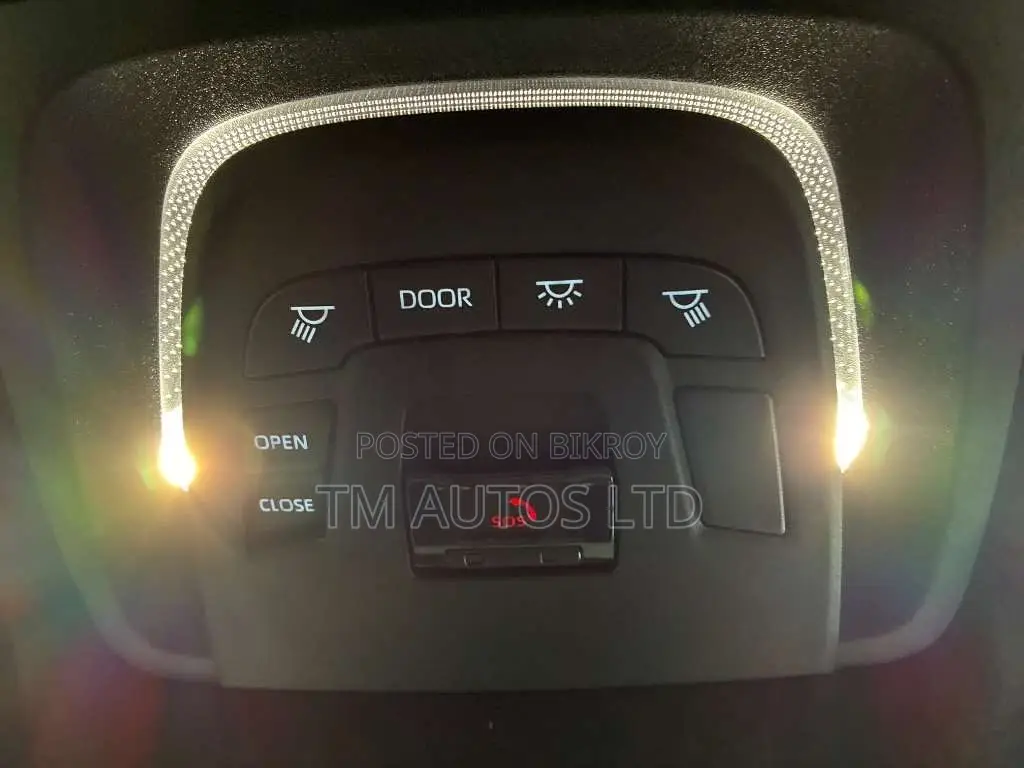 Toyota Corolla Cross 2024 Pearl
