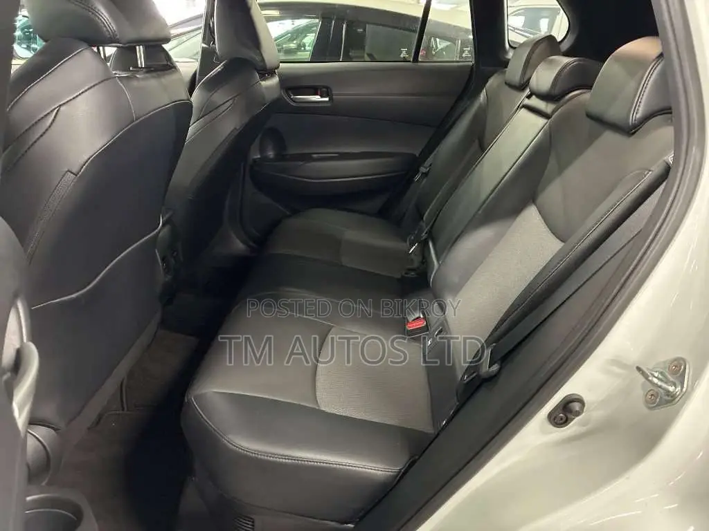 Toyota Corolla Cross 2024 Pearl